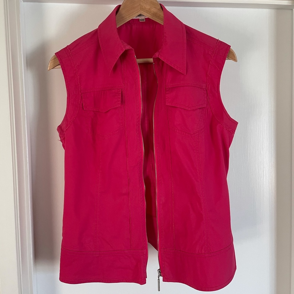 Hot pink zippered tank top